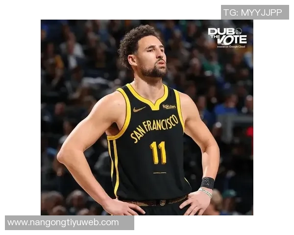 克莱汤普森本赛季表现低迷场均得分三分命中率创生涯新低