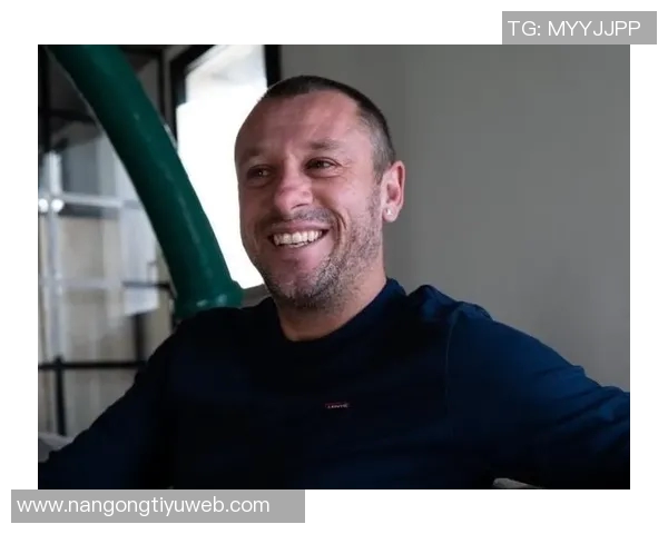 卡萨诺批评莱奥年年空谈表现不佳26岁已不再年轻需加倍努力